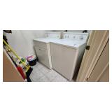 fully functional wash/dryer (gas)