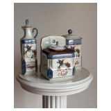 Vintage kitchenware