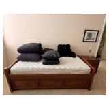 Twin Storage Bed w/Matress