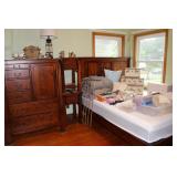 BEDROOM - AMISH SUITE