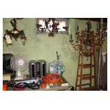BASEMENT - LIGHT FIXTURES