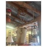Well Pulley & Bucket