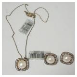 1049	LADIES EARRINGS AND NECKLACE SET WITH TOPAZ STONES MARKED 14KT GOLD  WITH TAGS, 5.3 DWT INCLUDI
