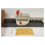 1149	LIONEL TRAINS NO 464 LUMBER MILL																																																															