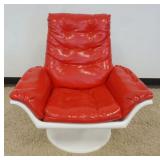1214	SPACE AGE MID CENTURY MODERN TULIP LOUNGE CHAIR, APPROXIMATELY 35 IN X 29 IN X 36 IN HIGH						