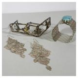 (3pc) THREE-PIECE GOLD-TONE COSTUME JEWELRY GROUP