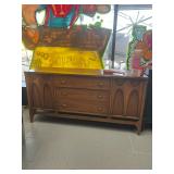 CAN'T MISS ESTATE SALE IN DOWERS GROVE!!!