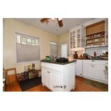 324-Kitchen