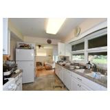 030-Kitchen