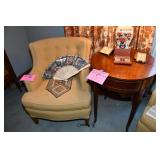 0100-Living Room