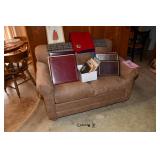 0542-Family Room