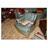 277-Family Room
