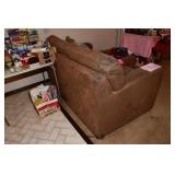 0393-Family Room