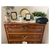 Dresser & Nightstand Set