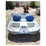 Paddle boat