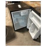 Galanz 2.7 Cu Ft Single Door Mini Fridge