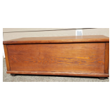 Solid Cedar Wood Storage Chest with Tray