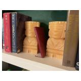 Myan bookends