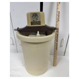 Ice Cream Maker