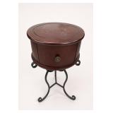 Decor Therapy Wilson Round Side Table