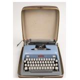 Vintage Royal Manual Typewriter
