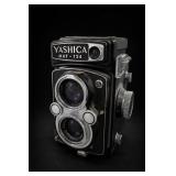 Yashica MAT-124 Yashinon Twin-Lens Reflex Camera