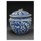 19th Century Chinese Blue & White Covered Jar