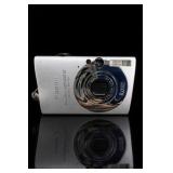 Canon PowerShot SD1100 IS 8MP Digital Camera Canon PowerShot SD1100 IS 8MP Digital Camera