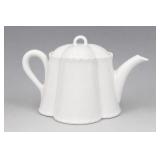 England White Porcelain Scalloped Teapot With Lid