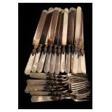 Landers Frary & Clark Mother Of Pearl Flatware Set