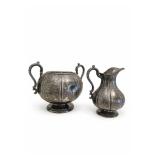 Meriden Silver-Plate Creamer & Sugar Bowl Set