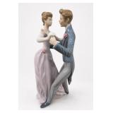 Lladró Baile Aniversario No. 1372 Figurine