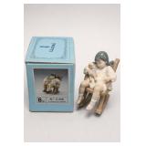 Lladro Brillo No. 5.448 Dormidita en la Mecedora