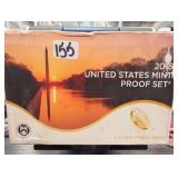 1982 U.S. Proof Coin Set With Treasury Token