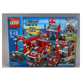 LEGO City 7945 Fire Station 600-Piece Set
