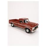 Motormax 1979 Ford F-150 Custom 1/18 Scale Pickup