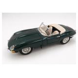 Bburago 1961 Jaguar E-Type 1:18 Diecast Car