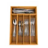 Oneida Deluxe Stainless Flatware Set