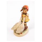 Goebel Strolling Along Hummel 5 Figurine 12 cm