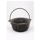 Cast Iron Kettle With Bail Handle