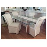 Dining table/4 chairs