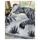 Vicuna Ecuador Blanket
