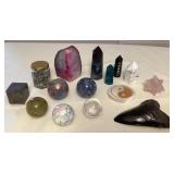CCM029 Geode, Polished Stones & Replica Megalodon Shark Tooth 