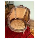 Antique Barrel chair 