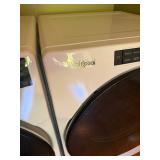 Whirlpool Washer & Gas Dryer
