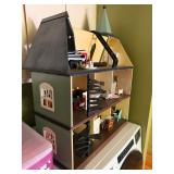 Custom expertly handcrafted doll house with so many details