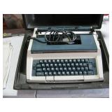 Electric type writer
