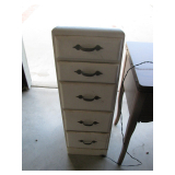 Verical drawers