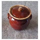 Hull Cookie Jar