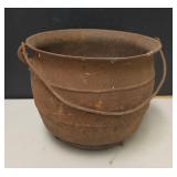 Vintage Cast Iron Cauldron / Kettle